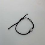 PULSERA HILO NEGRO SAN BENITO CIRCULAR